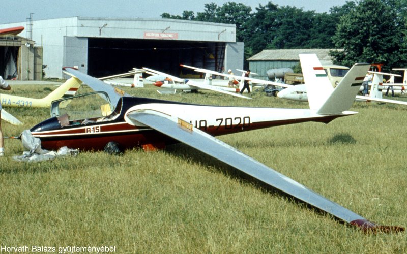 A két hazai üzemeltetésű pillangó-vezérsíkkal gyártott A-15-ös egyike <br>(forrás: avia-info.hu)