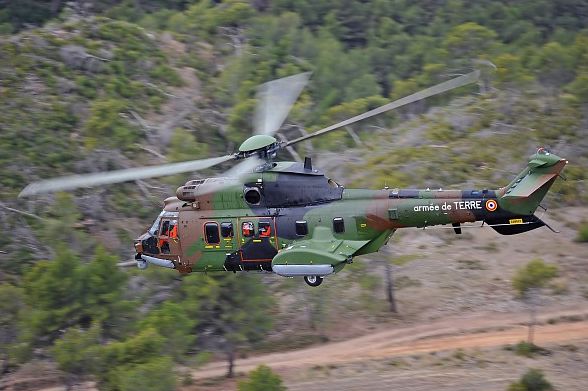 Az Airbus Helicopters Cougar szállítógépe francia hadrendben