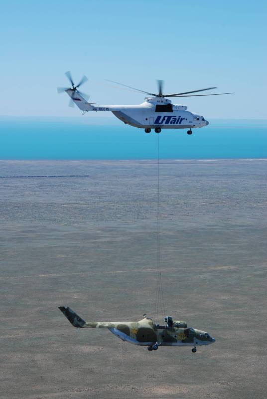 A Mi-26-os erre is képes: saját típustársát felújításra cipeli