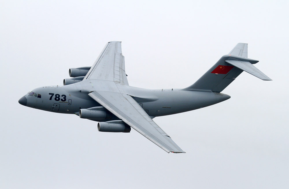 Y-20 a levegőben: már tervezik a következő katonai szállítót, az Y30-ast, amely a Hercules illetve az E390 kategóriájában versenyez majd