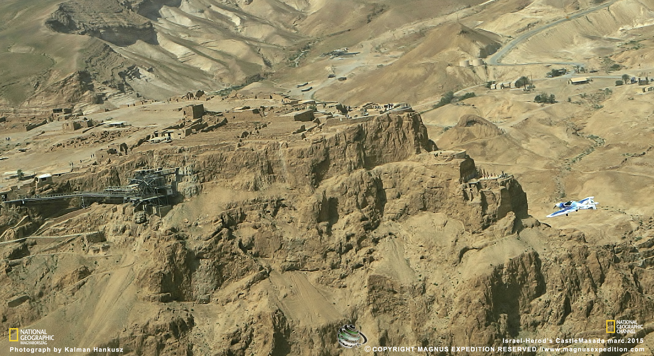 A Masada északi pereménél