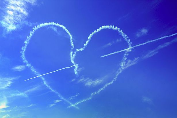A szerelem és az aviatika kapcsolata gyakori téma, a házasság és a repülés kapcsolatáról eddig kevesebbet hallottunk