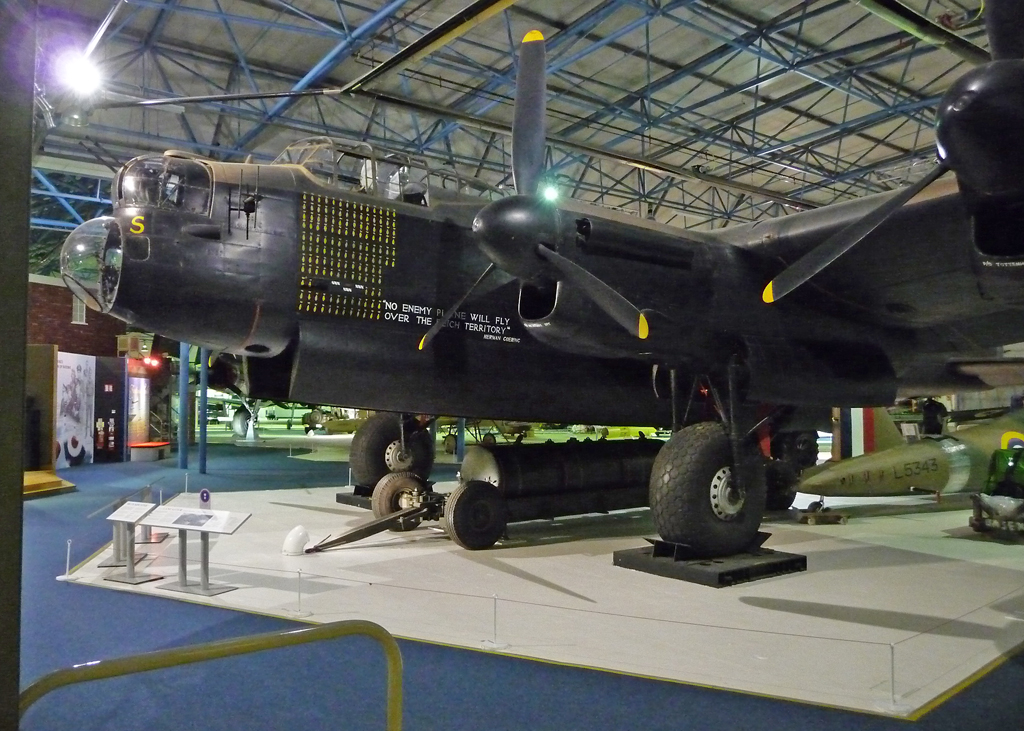 A Lancaster is befér Hendonba, a Liberátor, a B-17 és a Vulcan mellett