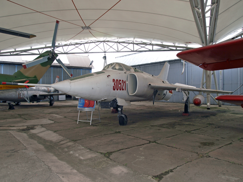 Ritkaság errefelé: a kínaiak alaposan átkonstruált MiG-19-es verziója