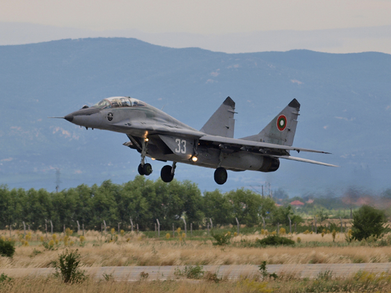 Bolgár MiG-29UB. A harci változatok nem repültek