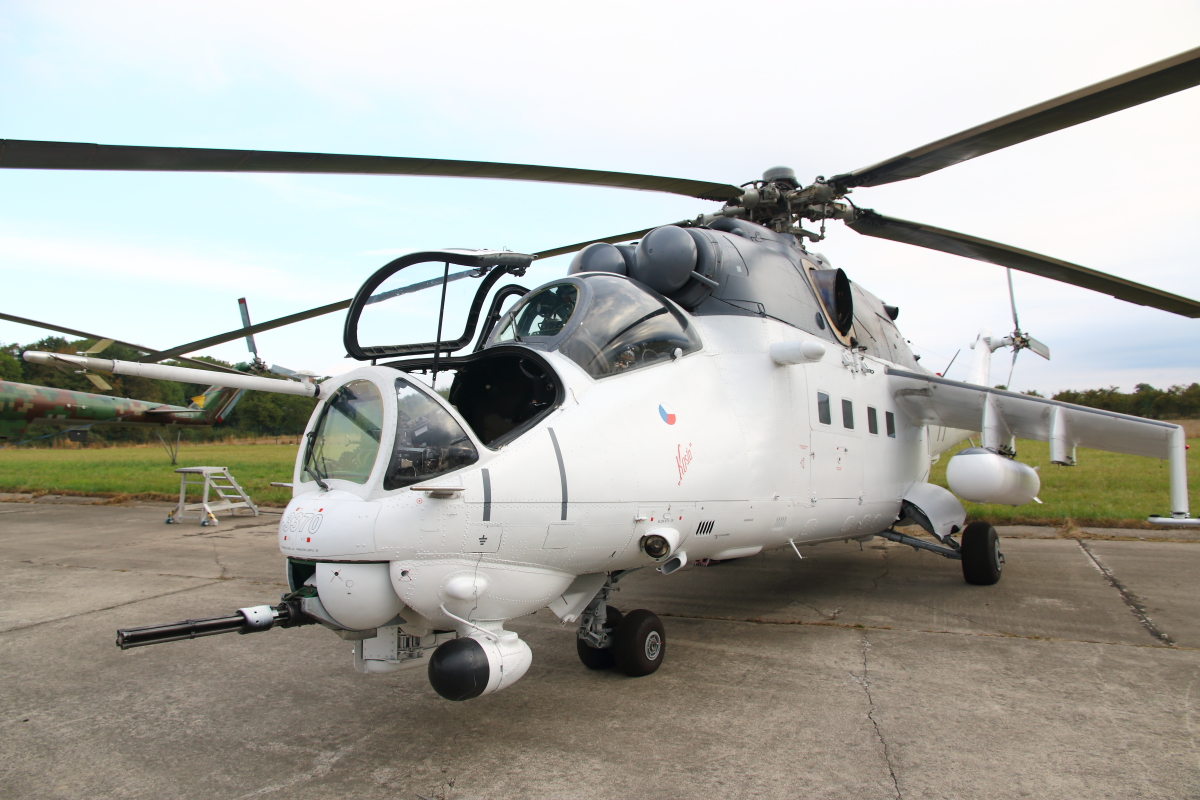 Mi-24-es RAF-színekben