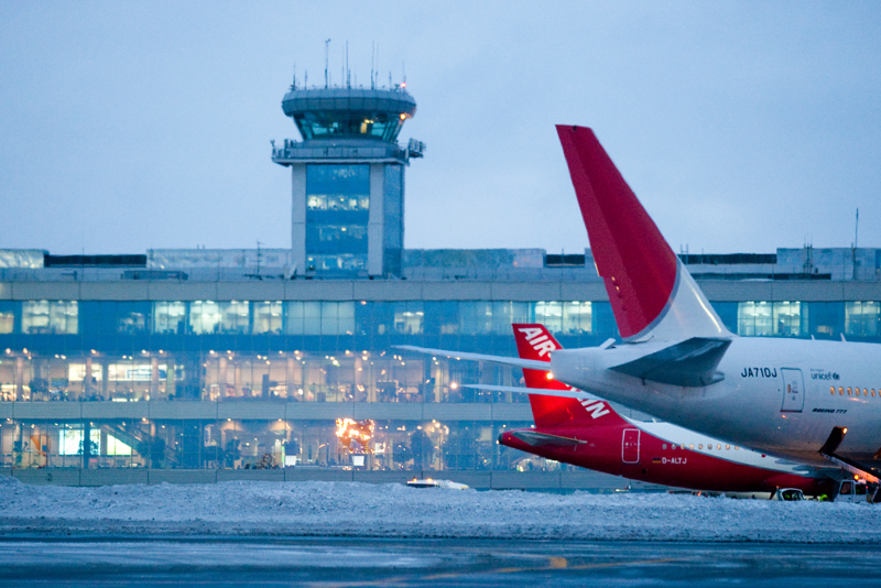 Csökkenőben a moszkvai repterek forgalma, például Domogyedovóé