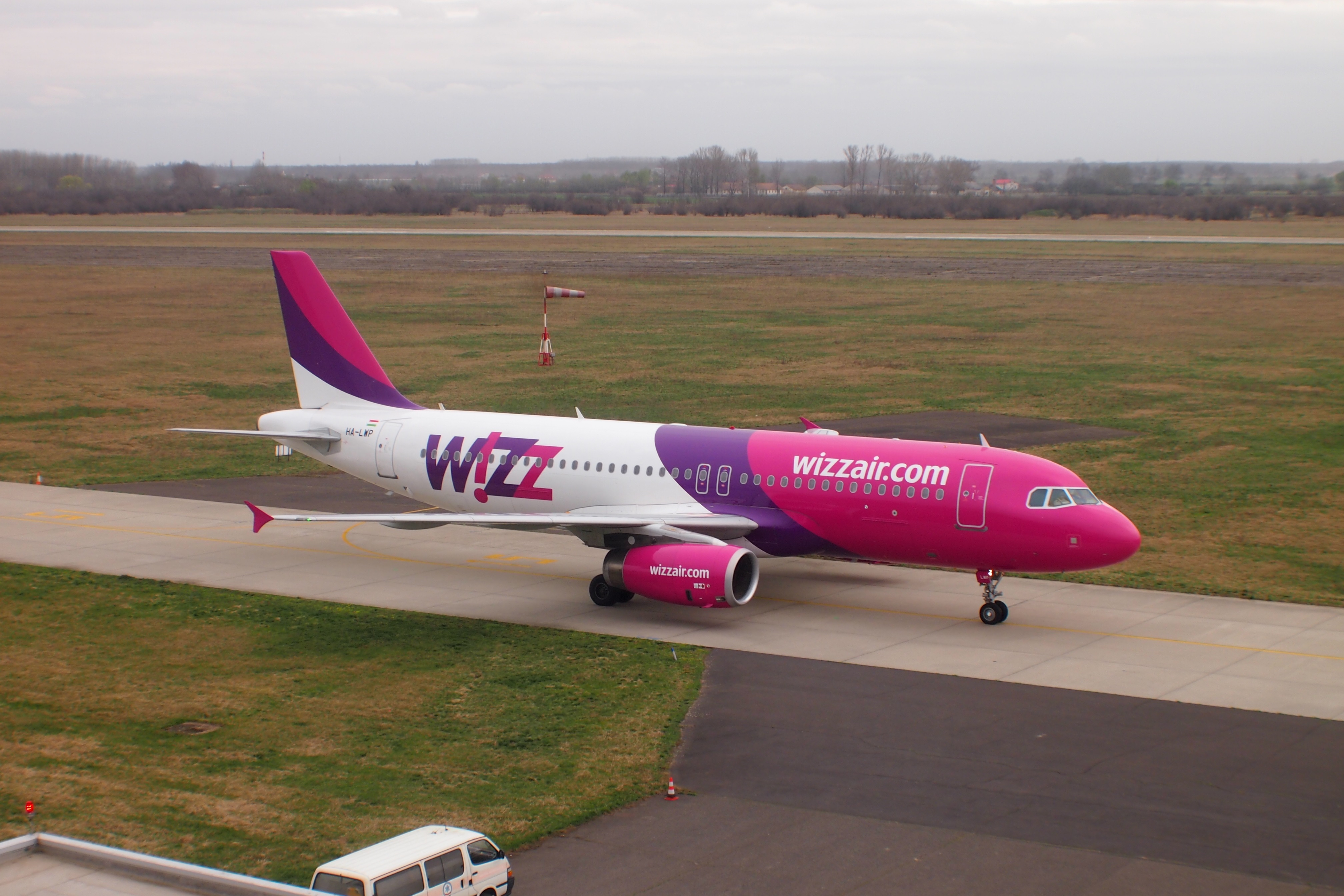 A Wizz eddig is járt Debrecenbe, de most ide is telepít egy gépet (fotók: Debrecen Airport)