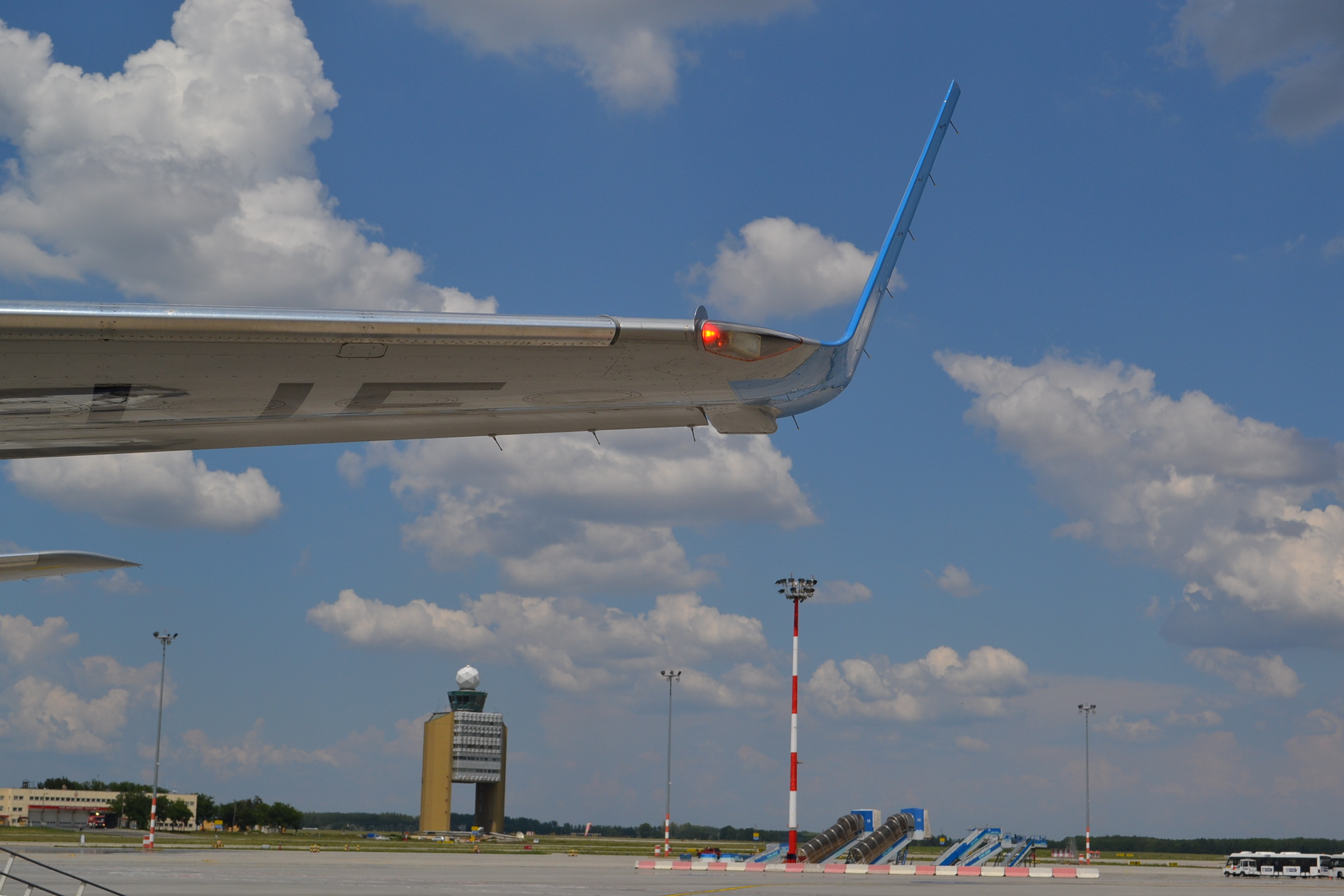 A társaság azt reméli, sokan repülnek majd Budapestről Varsón át például Észak-Amerikába és a Távol-Keletre