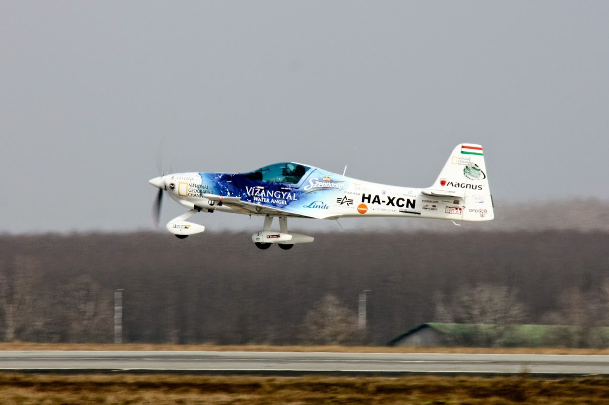 Egy csinos hazai kisgép, a Magnus Fusion: nemrég körberepülték vele a Földközi-tengert (fotó: Budapest Airport)