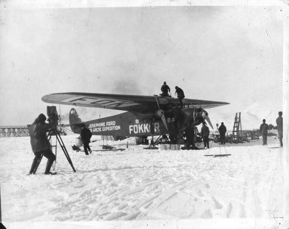 Start előtt a Fokker, irány az északi pólus