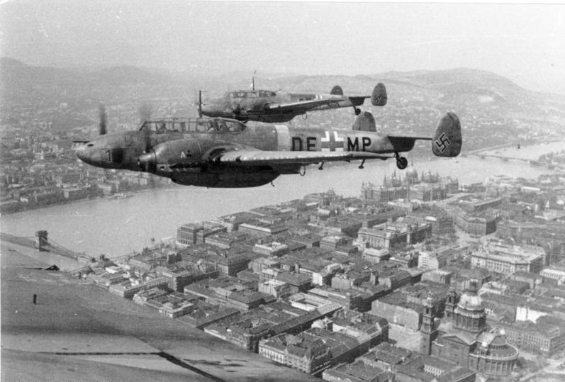 Bf 110-esek Budapest felett