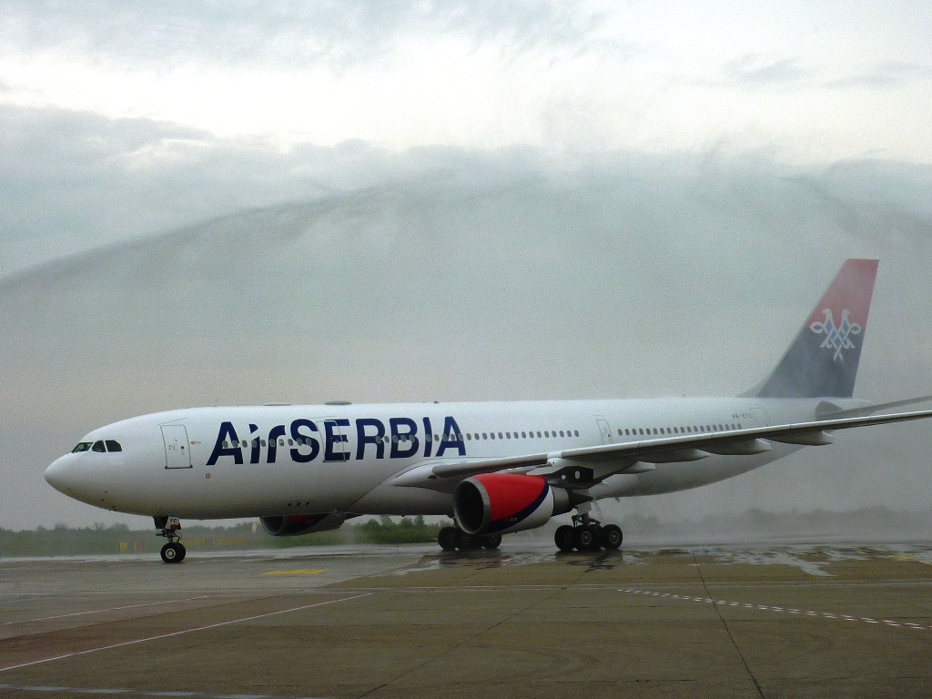 Vízfüggönyös fogadtatás Belgrádban (fotók: EX-YU Aviation)