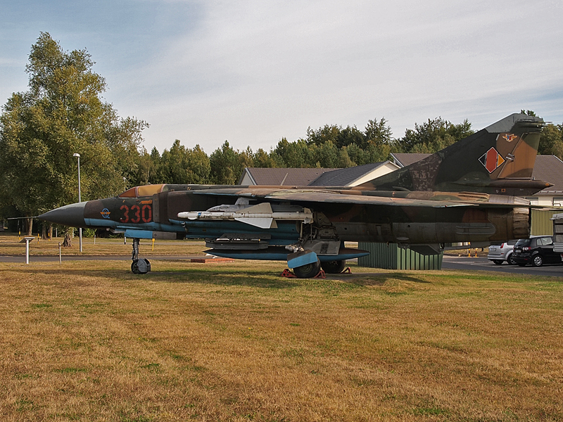 ...és a másik: MiG-23 Flogger