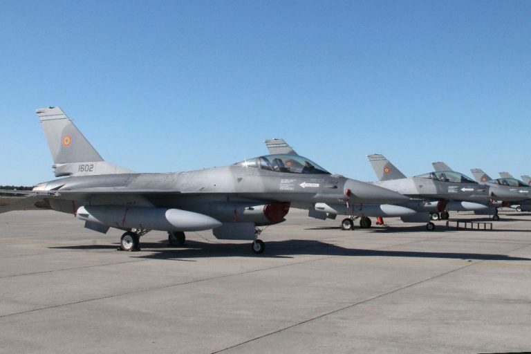 A románok első F-16-osai