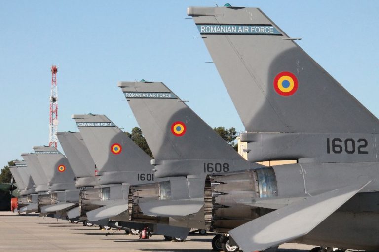 Románia már lépett: a légierő negyedik generációs F-16-osai