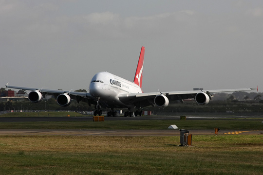 Qantas A380-as leszállása Sydneyben: az Airbus részéről a 350 ULR a lehetséges gép