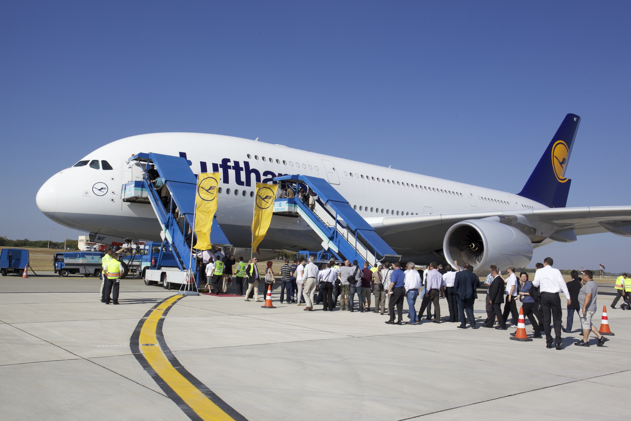 A380-as bemutatója a gurulóúton