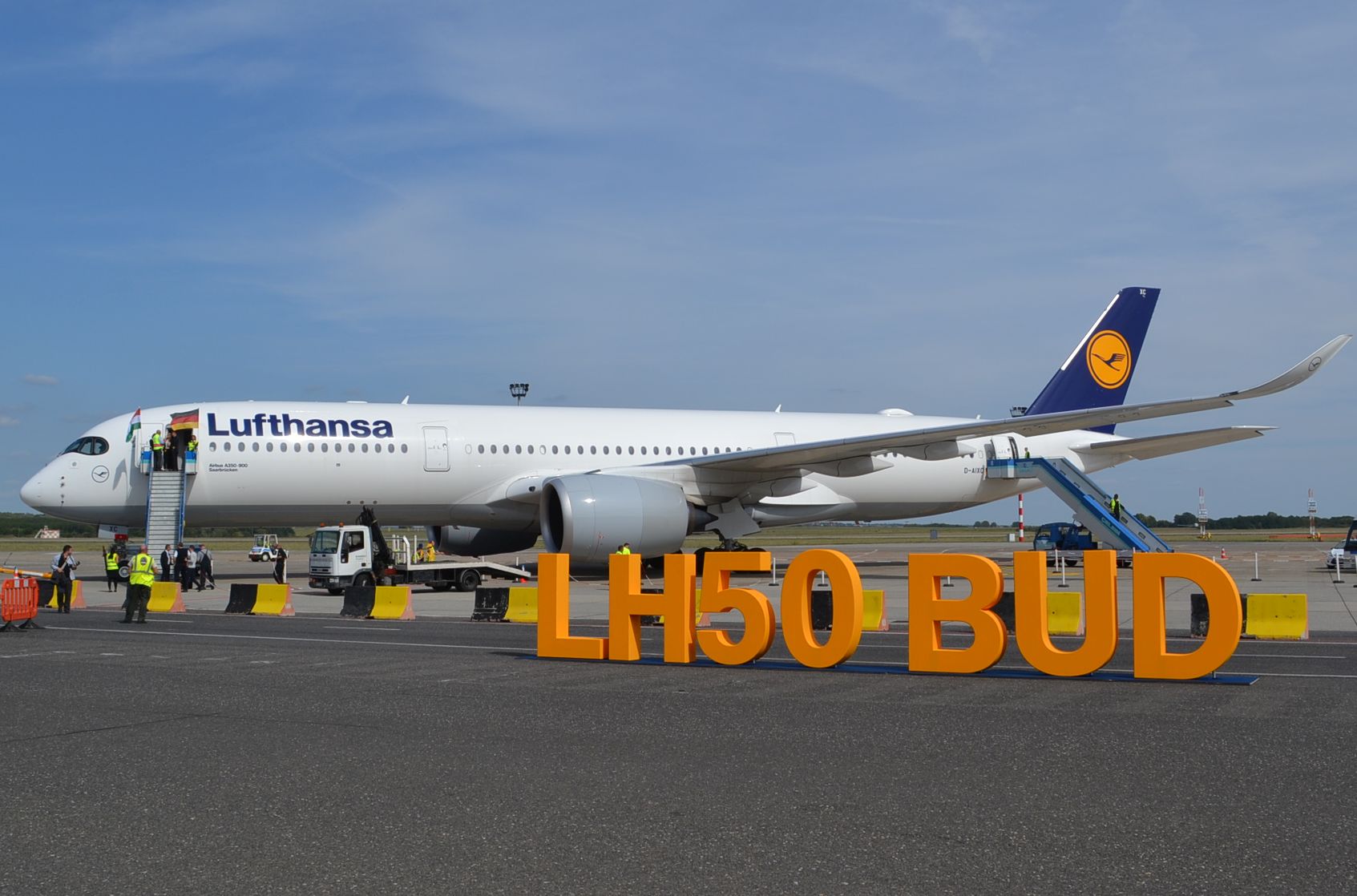 Az A350 az 1-es betonján: a Lufthansa megint megajándékozott sokakat egy szép élménnyel