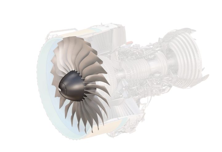 A ventilátor-fokozat, majd három méter átmérőjű, titániumból készült (fotó: Engine Alliance)