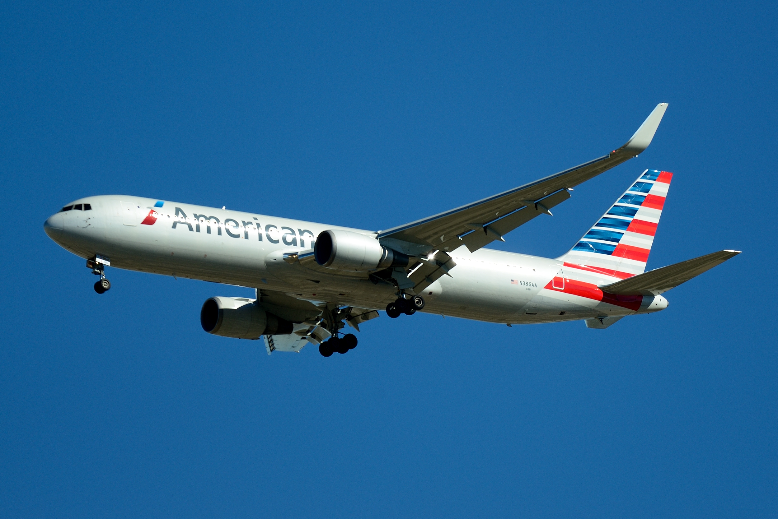 American 767-es: wingletek, új festés, a point-to-point koncepció jellegzetes gépe (fotók: American Airlines)