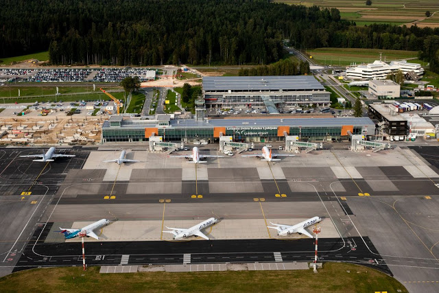 Ljubjana repülőtere, még Adria-gépekkel (fotó: EX-YU)