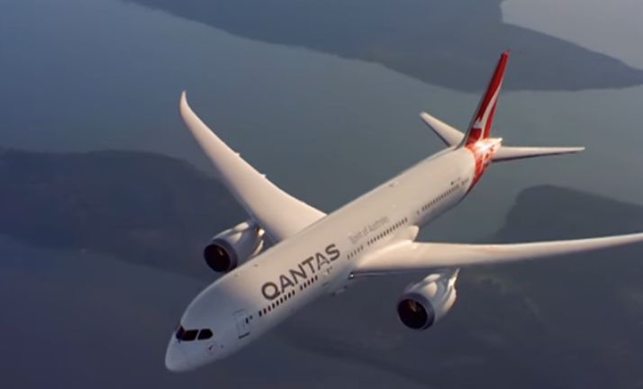 (fotók: Qantas, YouTube)