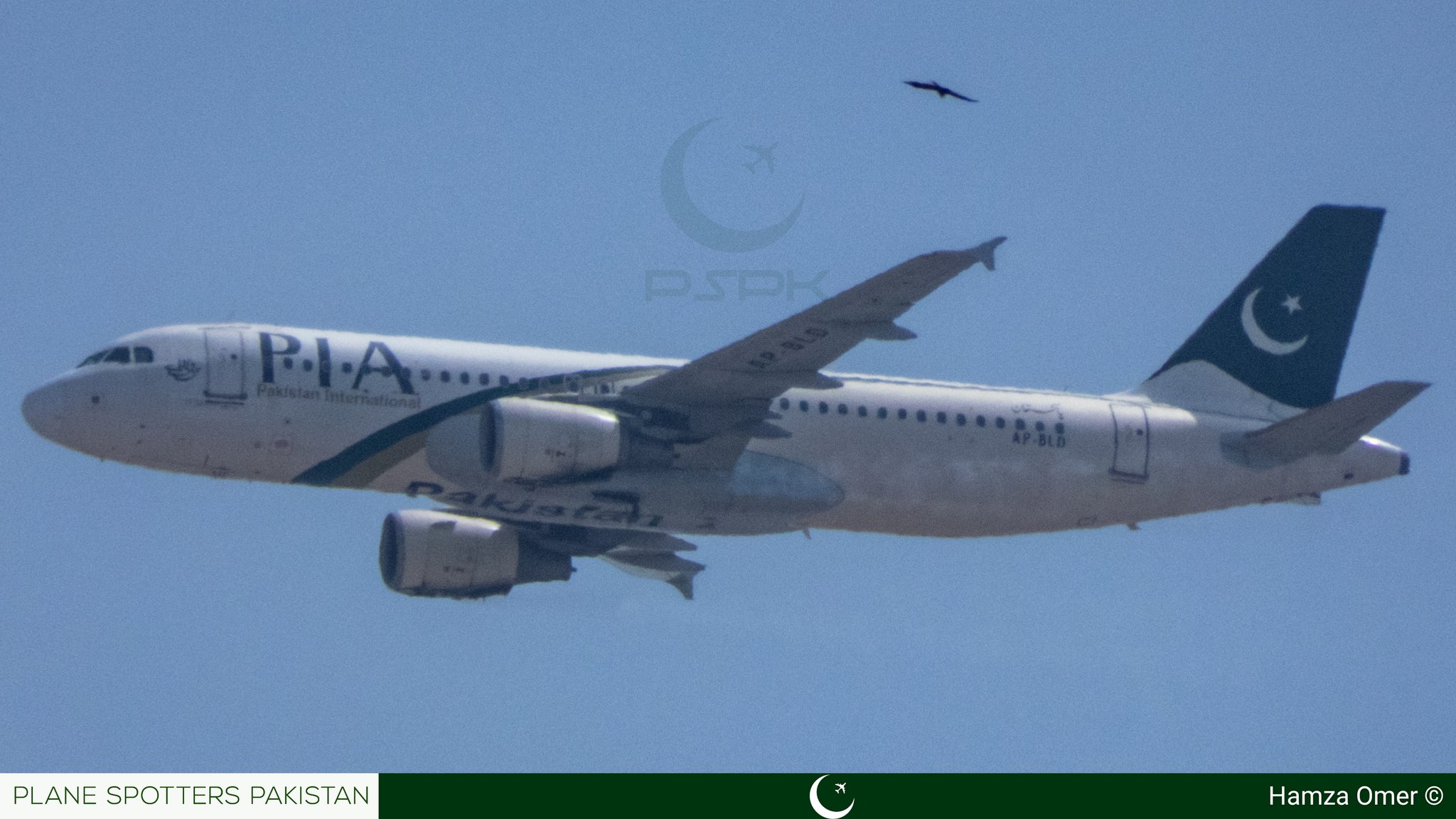 (fotó: Twitter, Planespotters Pakistan, Hamza Omer)