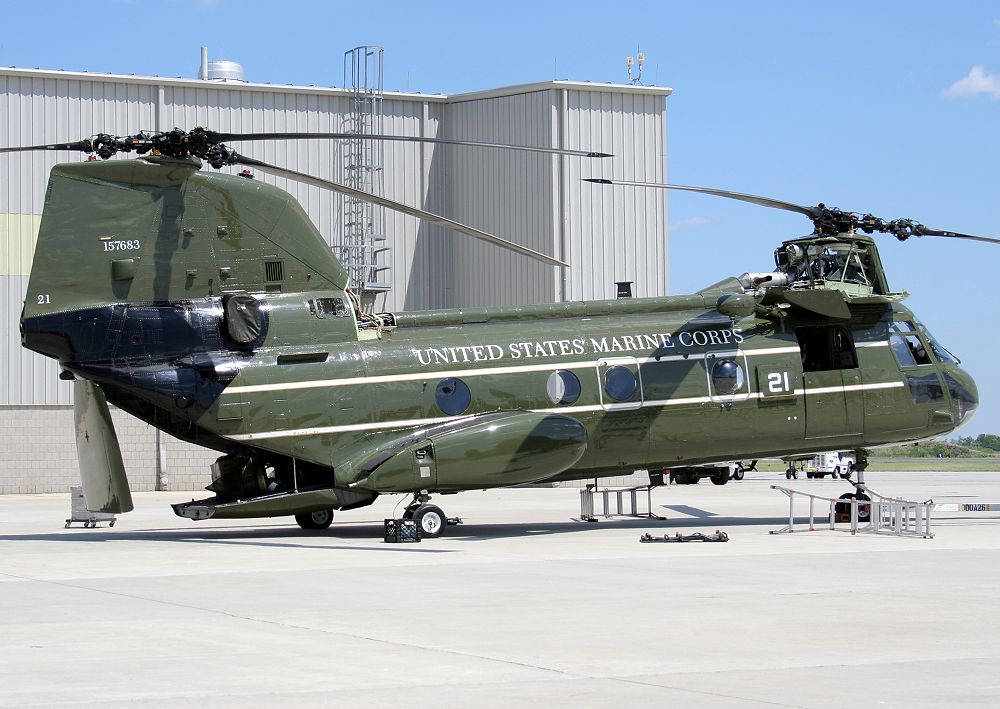 Tökéletesen karbantartott, megbízható – de már öregecske a CH-46E <br>(fotó: pprune.org) 