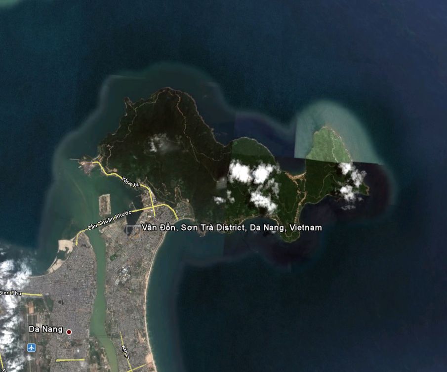 Az új repülőtér környéke a Google Earth műholdképén