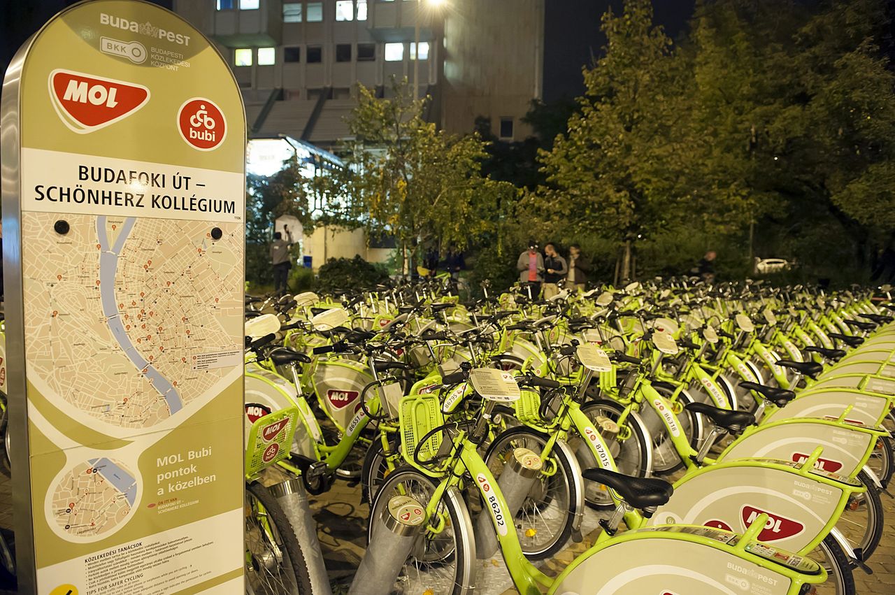 Hány biciklit lát a képen? A képre kattintva galéria nyílik! (fotók: MTI/Lakatos Péter)