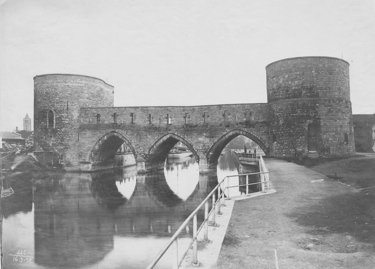A Lyukas híd még eredeti állapotában