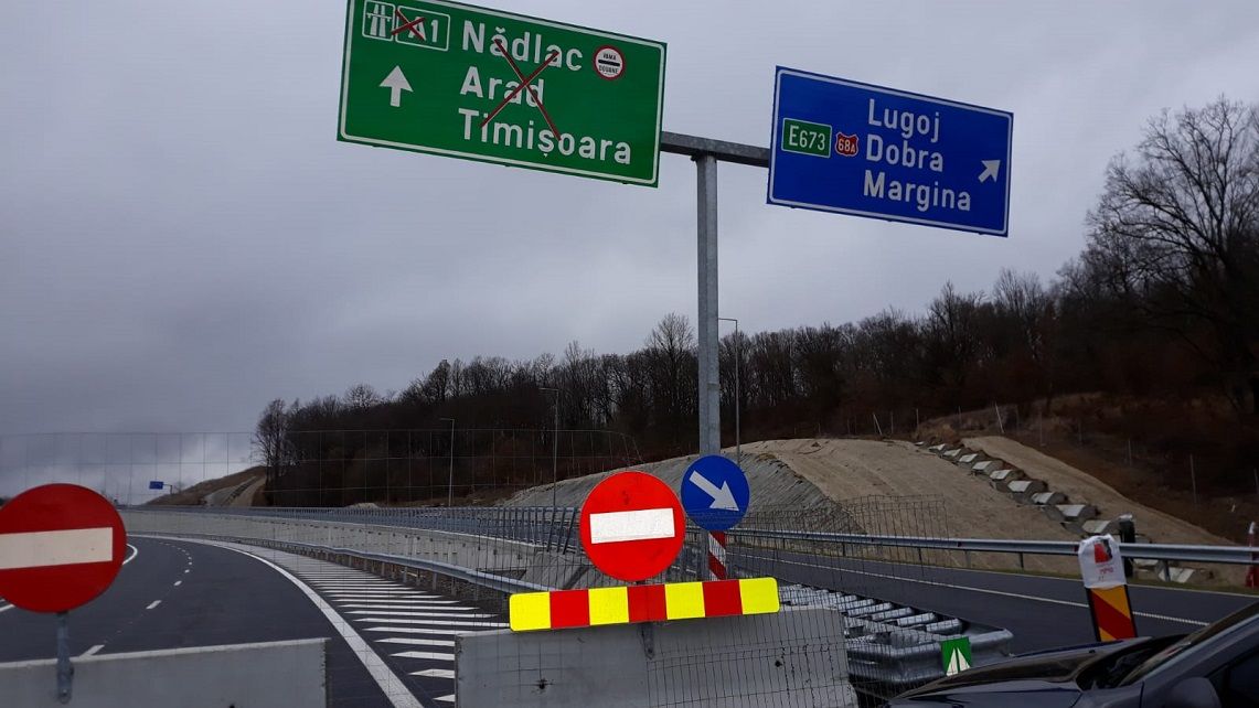 Átadták a dél-erdélyi A1-es autópálya Marosillye és Holgya közötti szakaszát, azonban csak komoly súly- és sebességkorlátozásokkal lehet használni a pályát