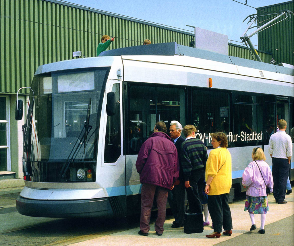 A VÖV egységkocsinak szánt NF3-as típusa. Az utazóközönség csak kívülről láthatta, utasokat nem szállított<br>(forrás: Straßenbahn Magazin, 12/2009)