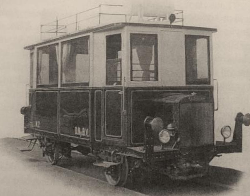 A DNYBV Ganz gyártmányú „kis” sínautóbusza 1926-ban