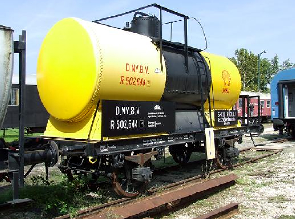 A DNYBV Shell tartályvagonja a Magyar Vasúttörténeti parkban