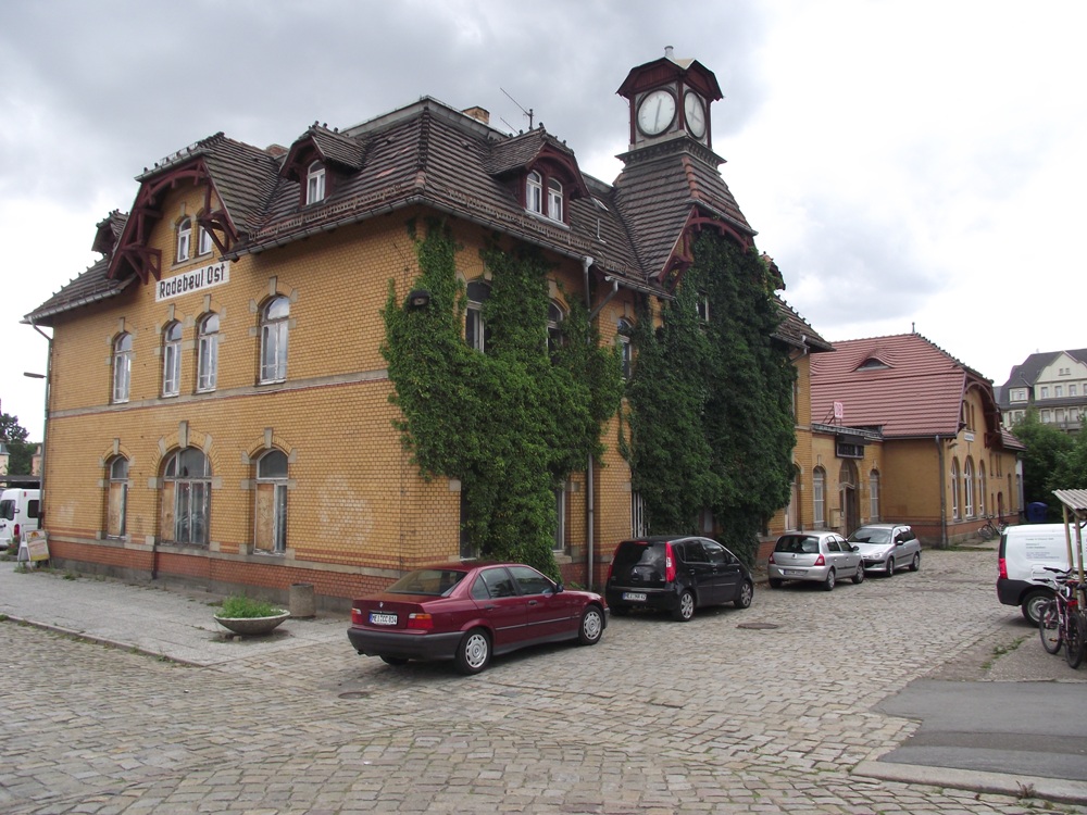 Radebeul Ost állomásépülete: még jelenlegi állapotában is fenséges