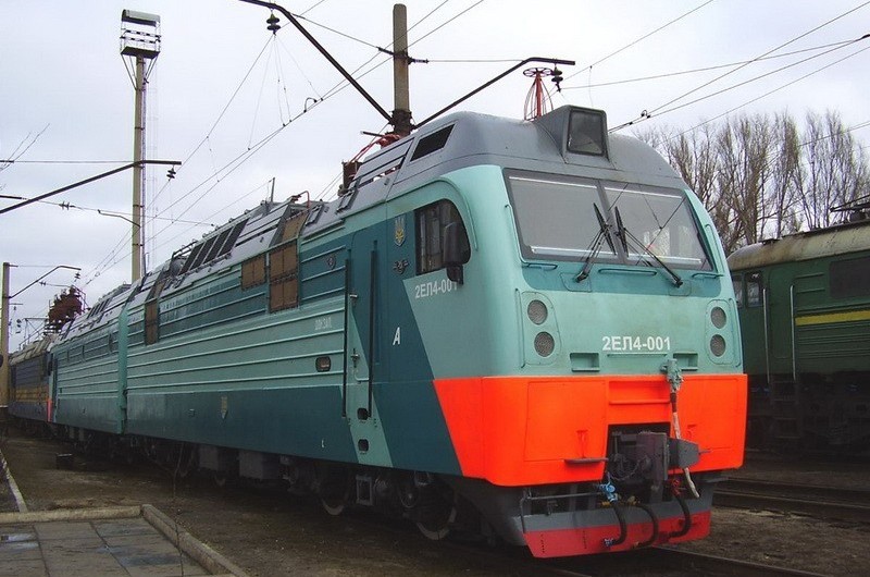 Az első Transmashholding 2EL4 – már két éve járja az ukrán vasúthálózatot, a jelek szerint sikerrel<br>(kép: MDC Design)