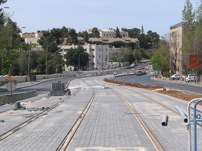 Nehezen, sok fennakadással, még több fennakadást okozva épült a jeruzsálemi villamosvonal új szakasza, de az egyértelmű, hogy hasznára lesz a városnak
