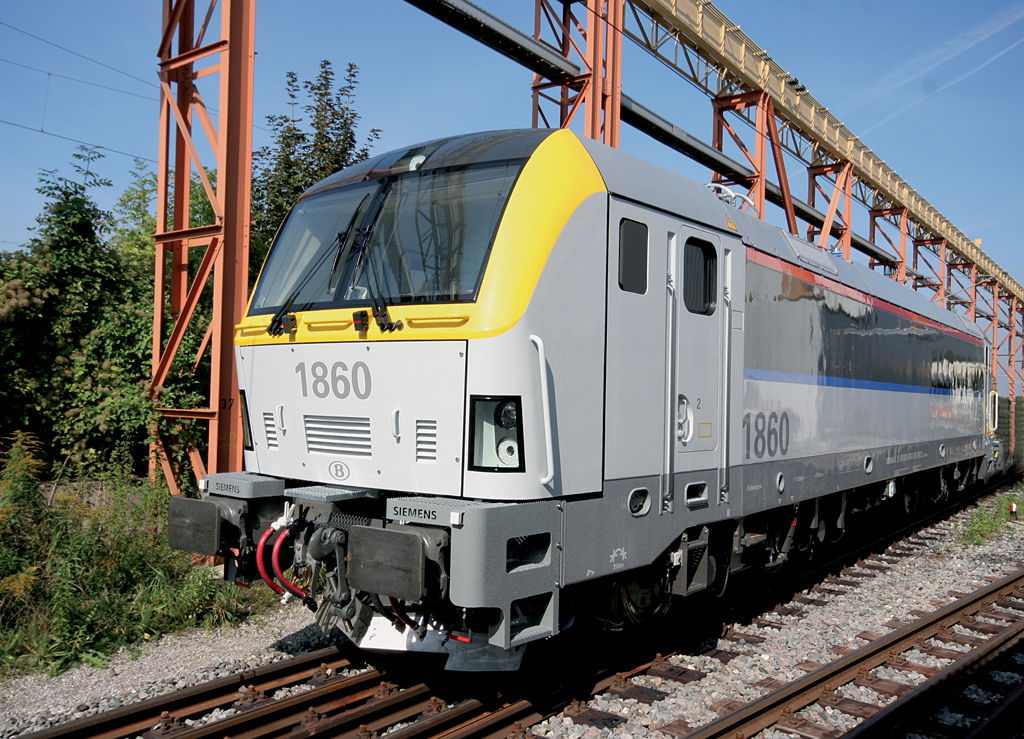 A 2008-ban bemutatott Eurosprinter HLE 18, illetve automata csatlakozós változata, a HLE 19 nagy sikert aratott az SNCB vezetői körében<br>(kép: Siemens)