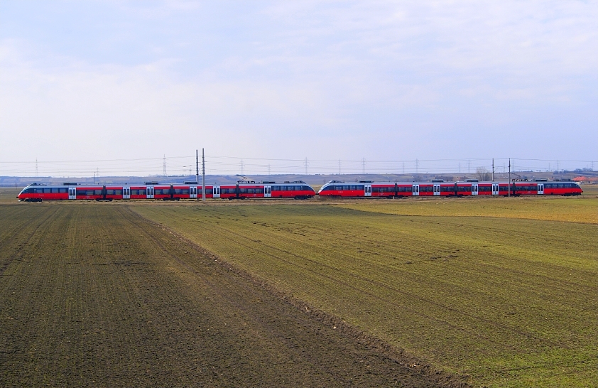 Magyar motorvonatok Ausztriában. Szlovákiába nem mehetnek be