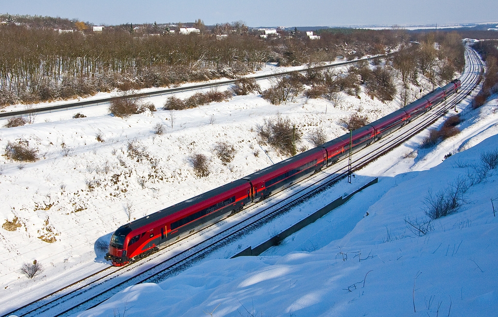 A railjet vonatokat a kényelmük miatt hamar megkedvelték az utasok<br>(fotó: Vörös Attila)