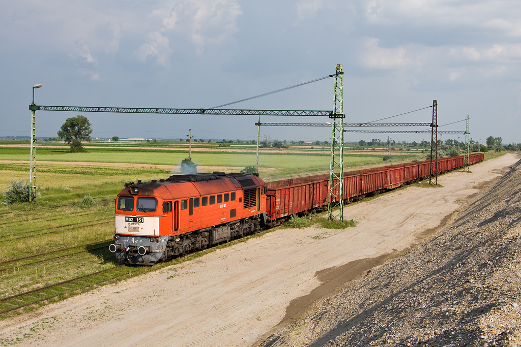 A Maspednek 2011-ben még voltak vonatai, közöttük a legrendszeresebb és legérdekesebb a Délegyháza-Újbányán rakott sódervonatok voltak. A kavicsot az M43-as építéséhez vitték Szegedre<br>(fotó: Vörös Attila)