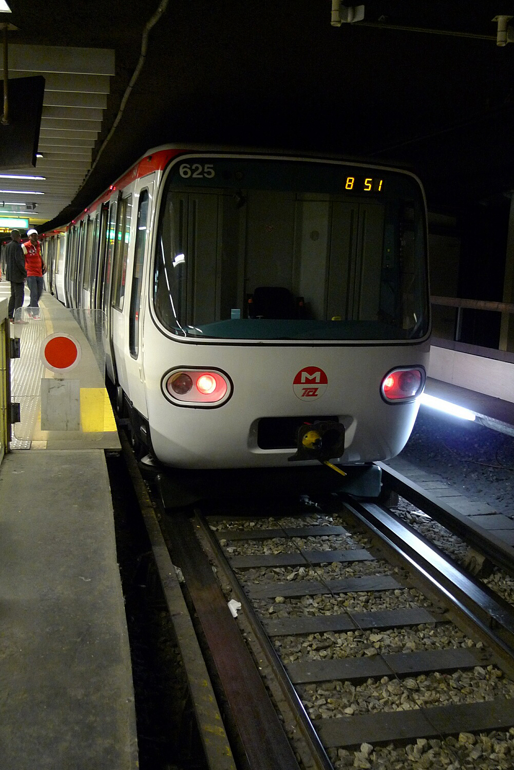 Az A és B metróvonalakon a Párizsból ismerős gumikerekű szerelvények közlekednek<br>A képre kattintva fotógaléria nyílik<br>(Török Imre felvételei)