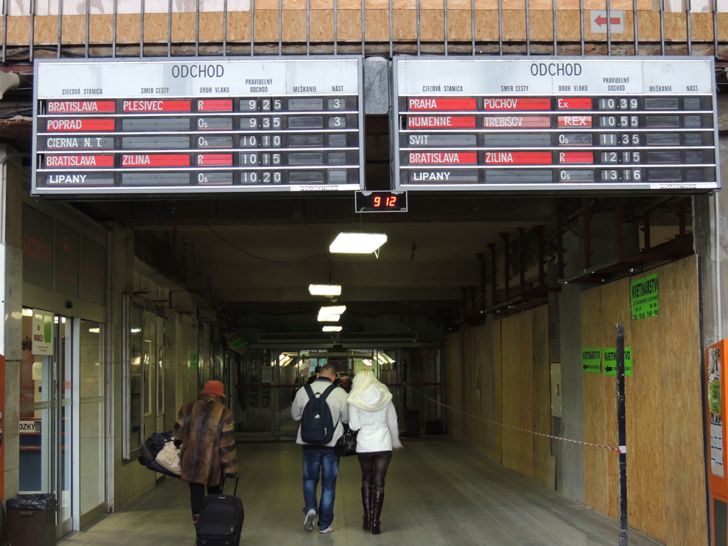Az átépítés alatt álló kassai állomáson már nem sokáig csörög-csattog a Pragotron utastájékoztató tábla