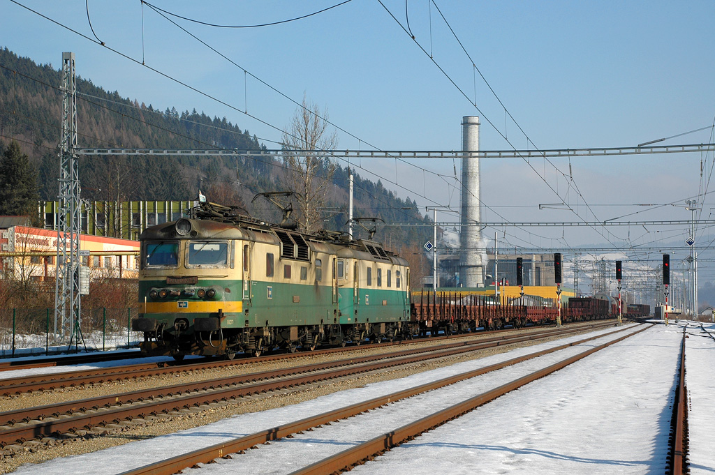 A Csehországi Vasúti Teherfuvarozók Szövetsége nyílt levélben kéri a cseh közlekedési minisztert, hogy a vasúti fuvarozók ugyanolyan engedményeket kapjanak, mint a közúti fuvarozók (kép forrása: railpage.net)