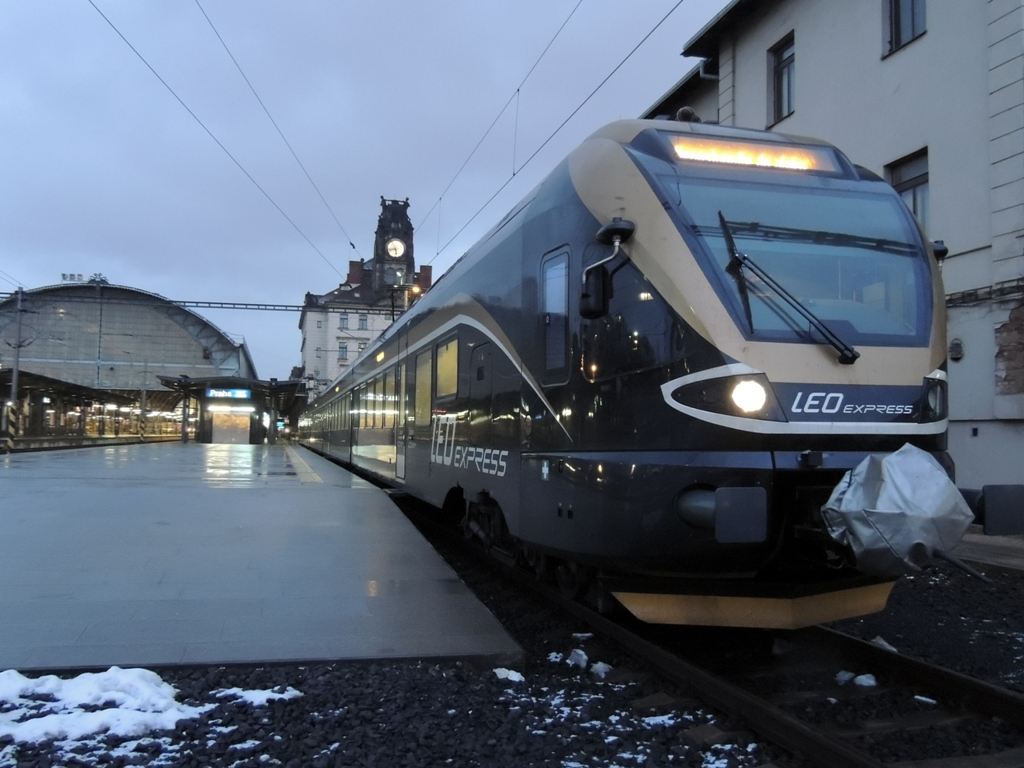 A Leo Express Stadlere az első peronról indul Prágából<br>(fotó: Korcsmáros Gábor)