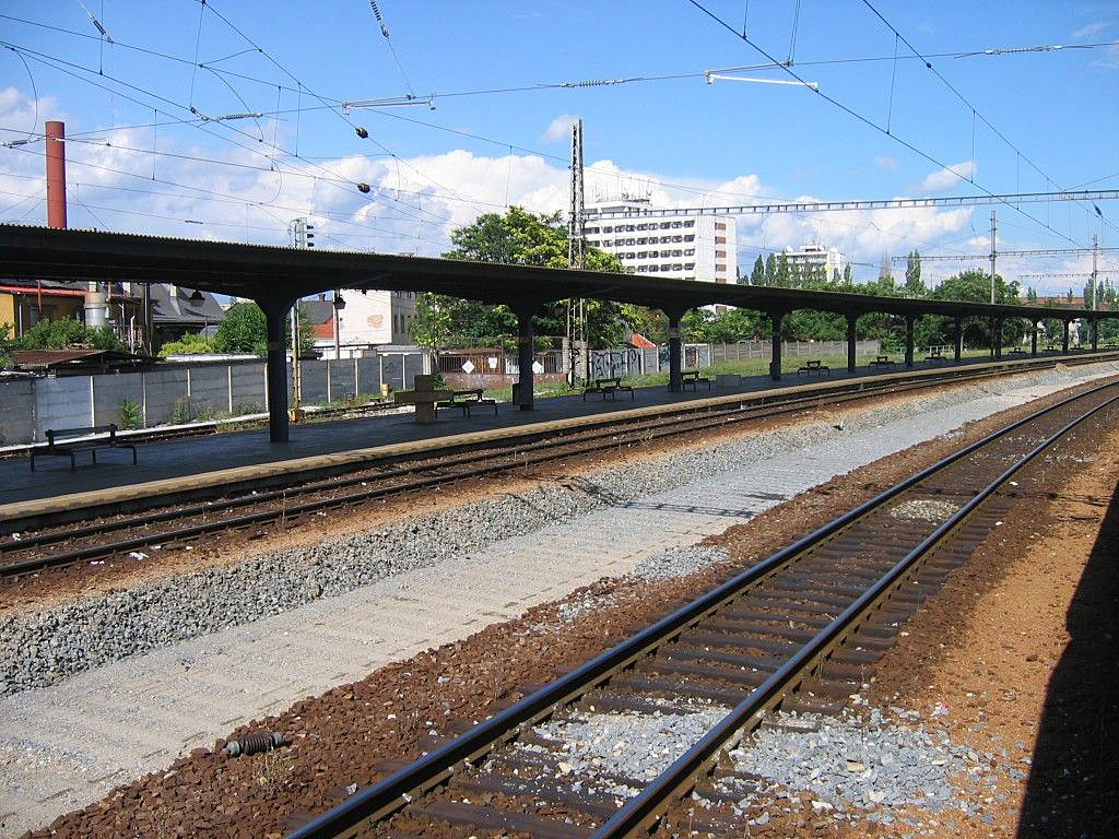 Arculat Nagyszombat vasútállomásán<br>(forrás: www.panoramio.com)