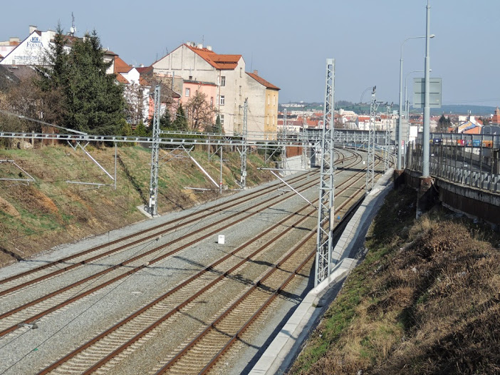 Felújított vasúti pálya Plzeňben<br>(fotó: a szerző)