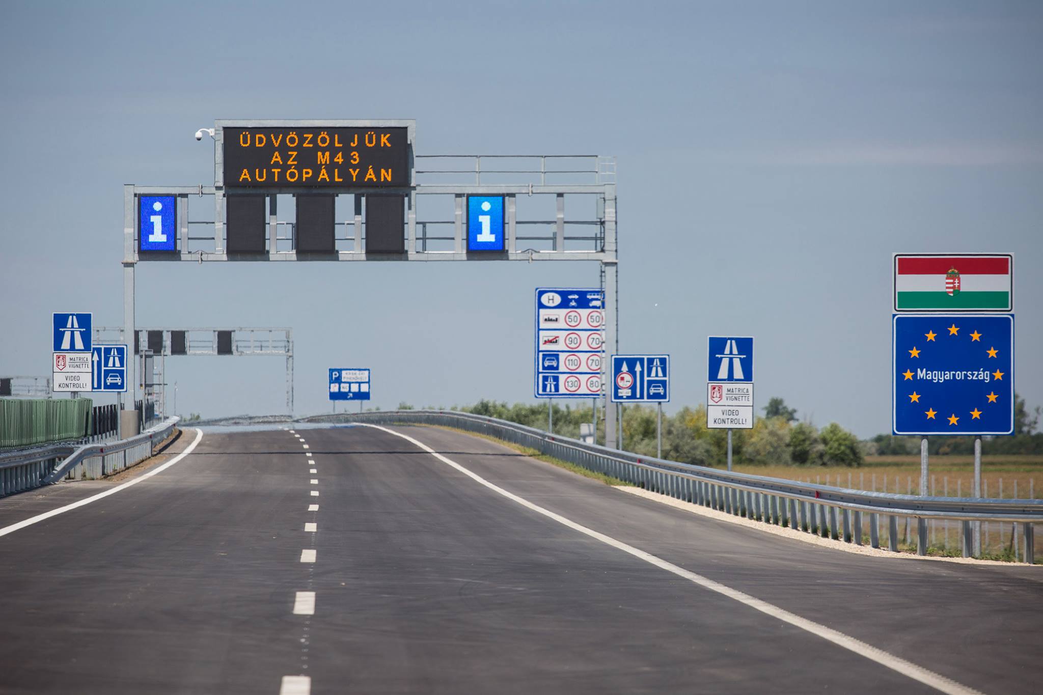 Végre elkészült a Makó–országhatár szakasz! Huszonhárom kilométer plusz tizenhat a román oldalon<br>(képek: NIF)